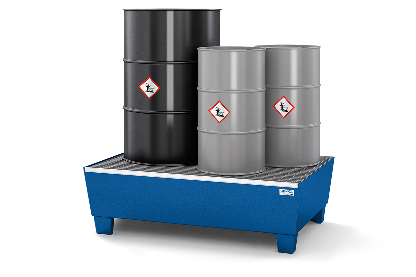 spill-pallets-and-trays-1350x900.jpg